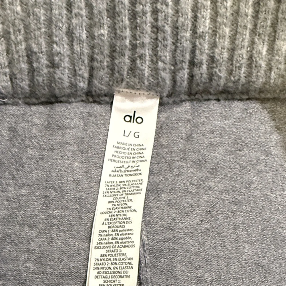 ALO Yoga Light Gray Cable Knit Mini Skirt